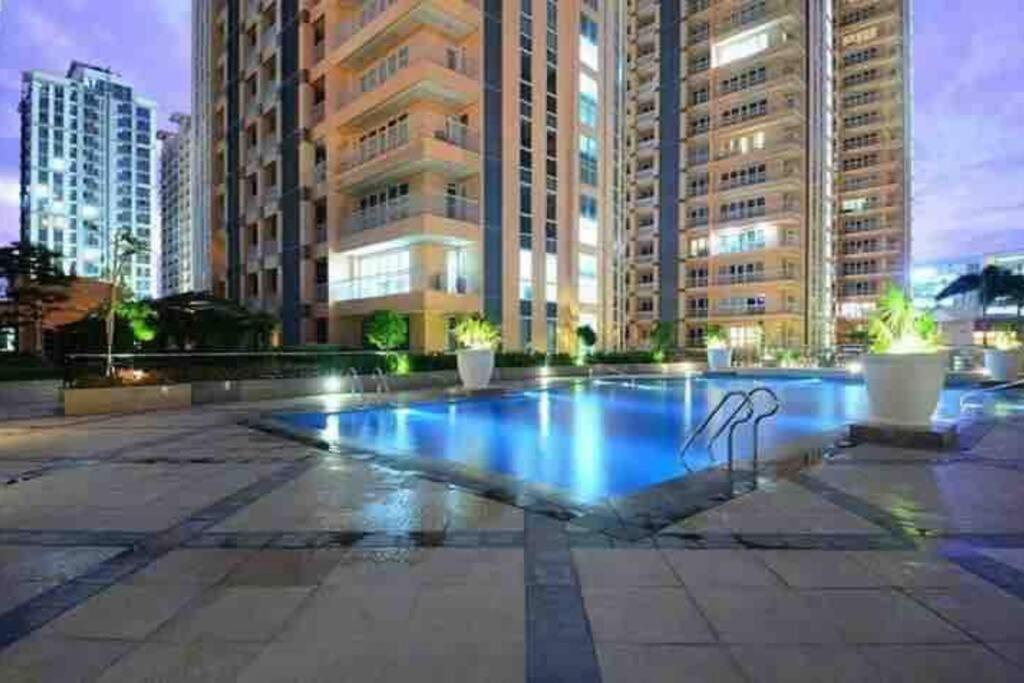 Studio At Viceroy T4 Florence Way 马尼拉 外观 照片